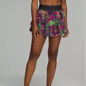 EUC Lululemon Skirt 6